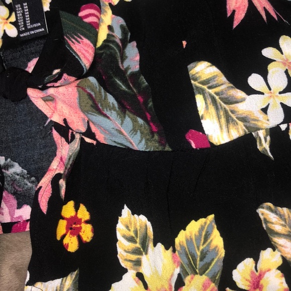 Forever 21 top - Picture 5 of 6